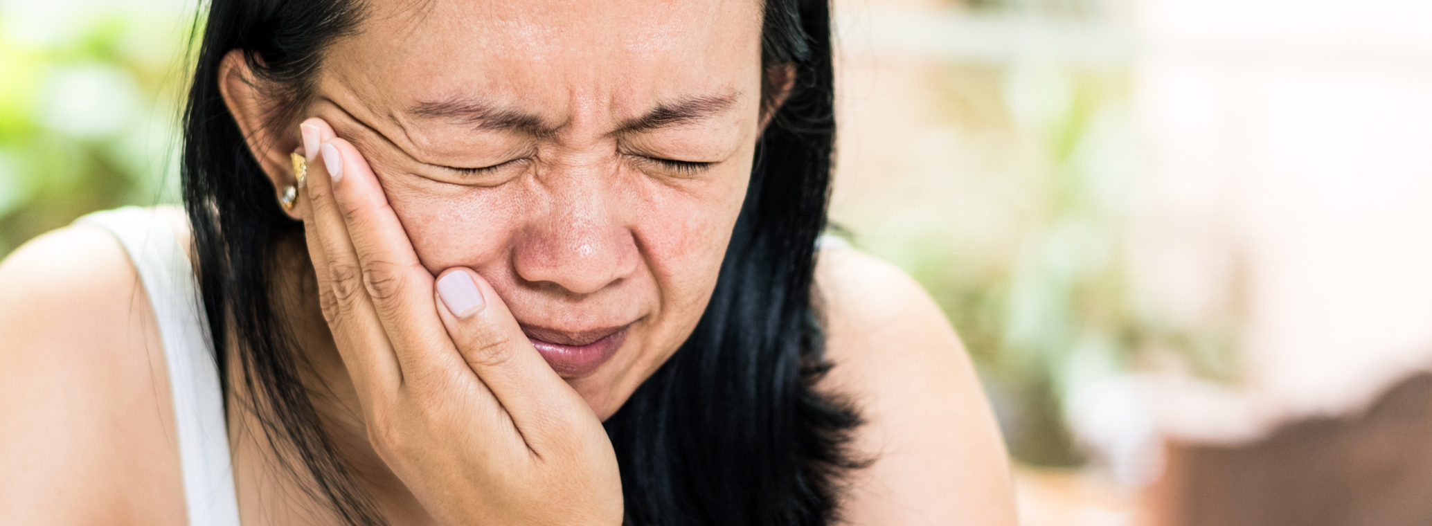 Toothache During Pregnancy: Causes and Treatment